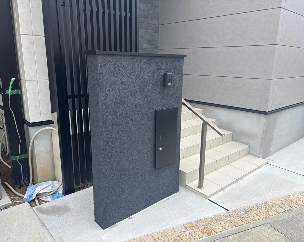 和泉市H様邸　門柱